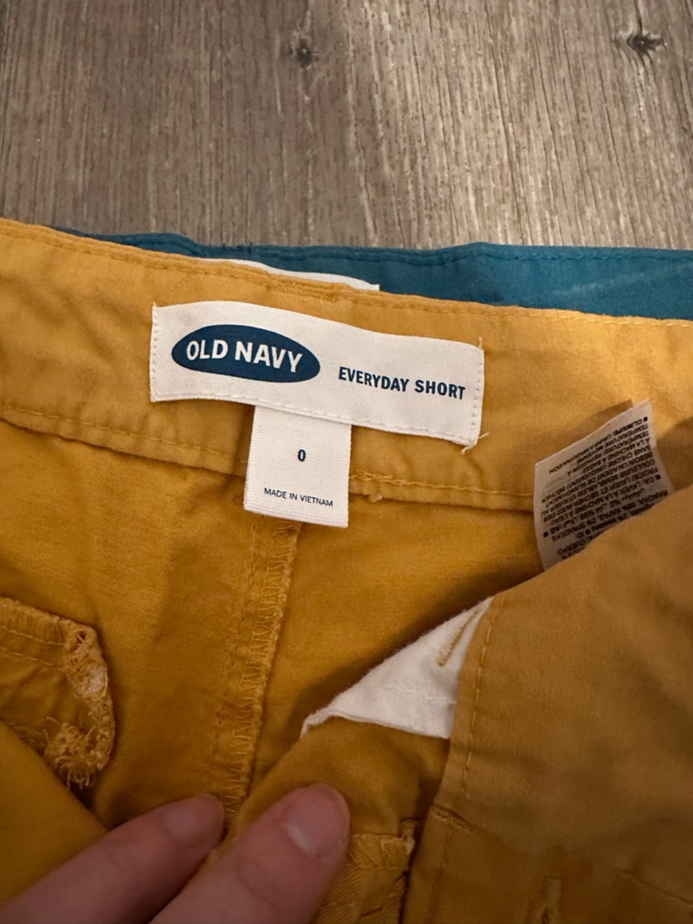 Old Navy Women's Shorts - Teal & Mustard Yellow - Picture 3 of 4